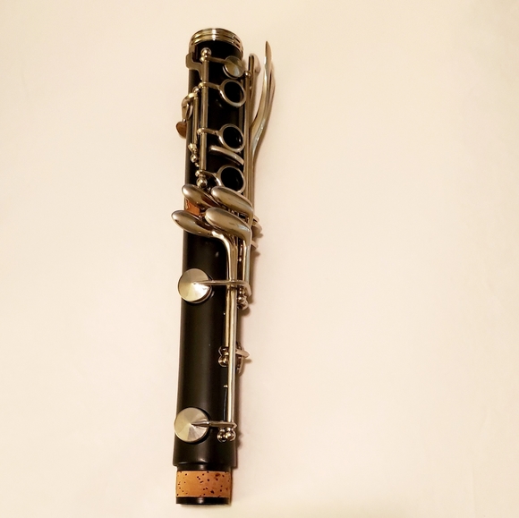 Antigua Vossi CL220 Clarinet Excellent Condition! - Picture 11 of 14